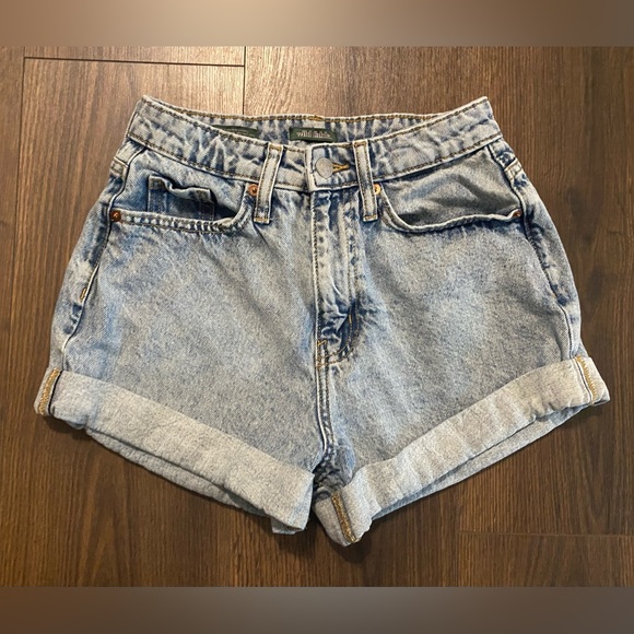 Women’s Wild Fable High Rise Jean Shorts 25R - Picture 1 of 9